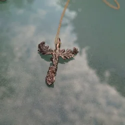 H�ndlavet smuk skytsengel af GuldBronze og JernBronze : 1256