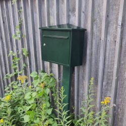 Klassisk Postkasse flot RacingGreen lakering til boligen - GA05 GLORI