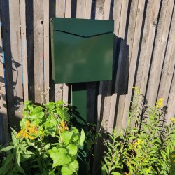 GLORI Moderne Postkasse model "51" - RacingGreen