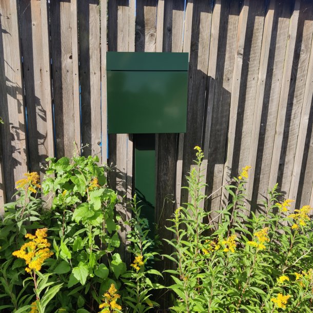 Billig Kolonihavepostkasse "52" i Klassisk Racing Green.