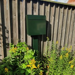 Billig Kolonihavepostkasse "52" i Klassisk Racing Green.