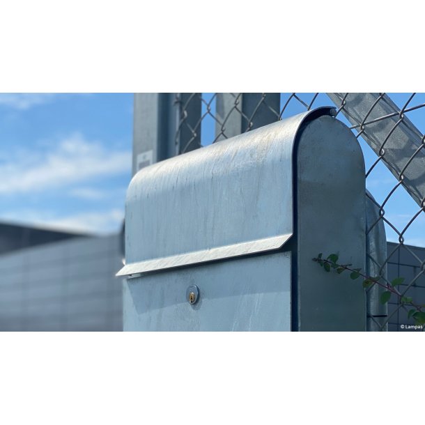 Liber 18B ( Lampas ) postkasse  - galvaniseret