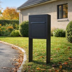 Sort BASE standard postkasse med stander - med skjult l�s