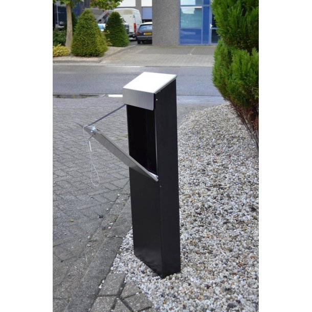 Designpostkasse med indbygget stander - HOLIDAY - DanskDesign