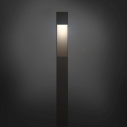 MAXI FOCUS - standerlampe - SORT