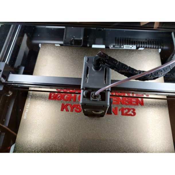 Navn med sammenhngende bogstaver til Postkasse eller Dr