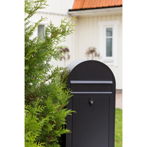 Sort Klassisk Postkasse - HABO Midi