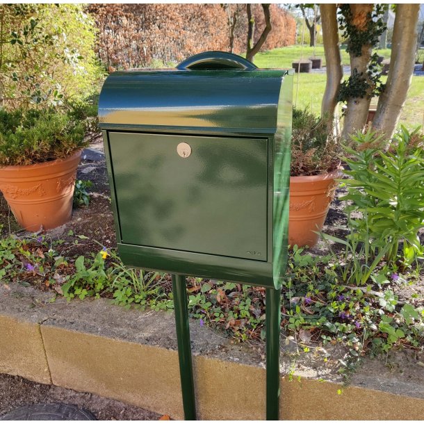 Pearl postkasse-st i Dark Racing Green Incl. stander og Hvide stickers