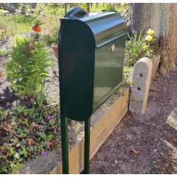 Pearl postkasse-st i Dark Racing Green Incl. stander og Hvide stickers