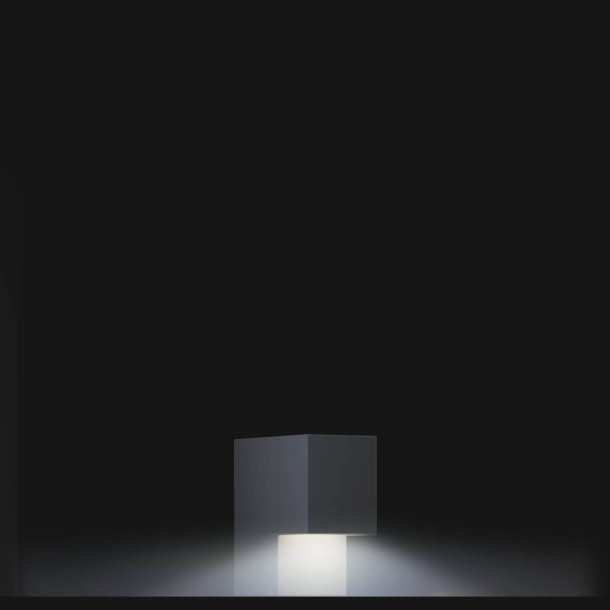 NANO Lumen - Standerlampe i Antracit