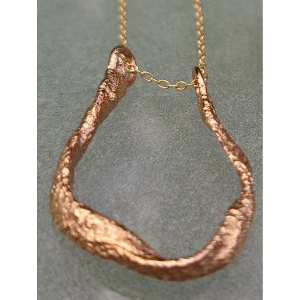 Hold Me Close - Ringeholder som vedhng til kde