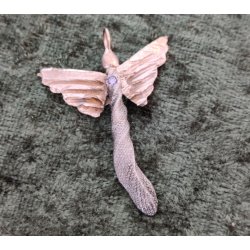 Skytsengel af Guldbronze og Jernbronze med Zirkonia sten,  Incl. forgyldt panserkde p 455 mm.