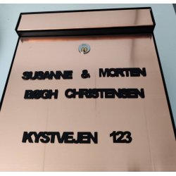 Navn med sammenhngende bogstaver til Postkasse eller Dr