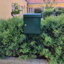 Racing-Green MEFA Topaz postkasse-st Incl. stander og hvidt stickers ark