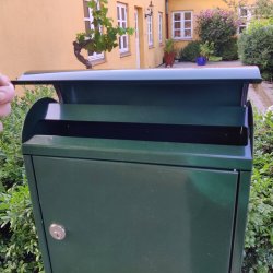 MEFA Topaz postkasse i klassisk Dark Racing-Green farve