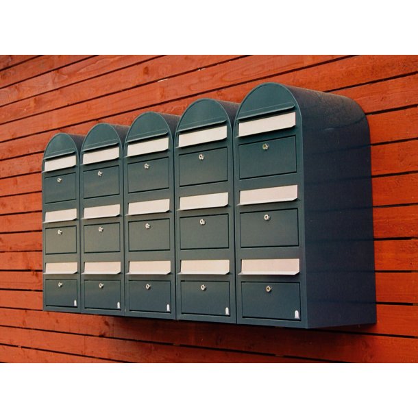 Postkasseanlg 3 familier - BobiTrio GR