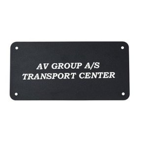 Firkantet Navneskilt - Sort lakeret st�l 14x28 cm