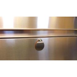 Lseblik i MESSING - skjuler og beskytter lsen mod vand og sand.